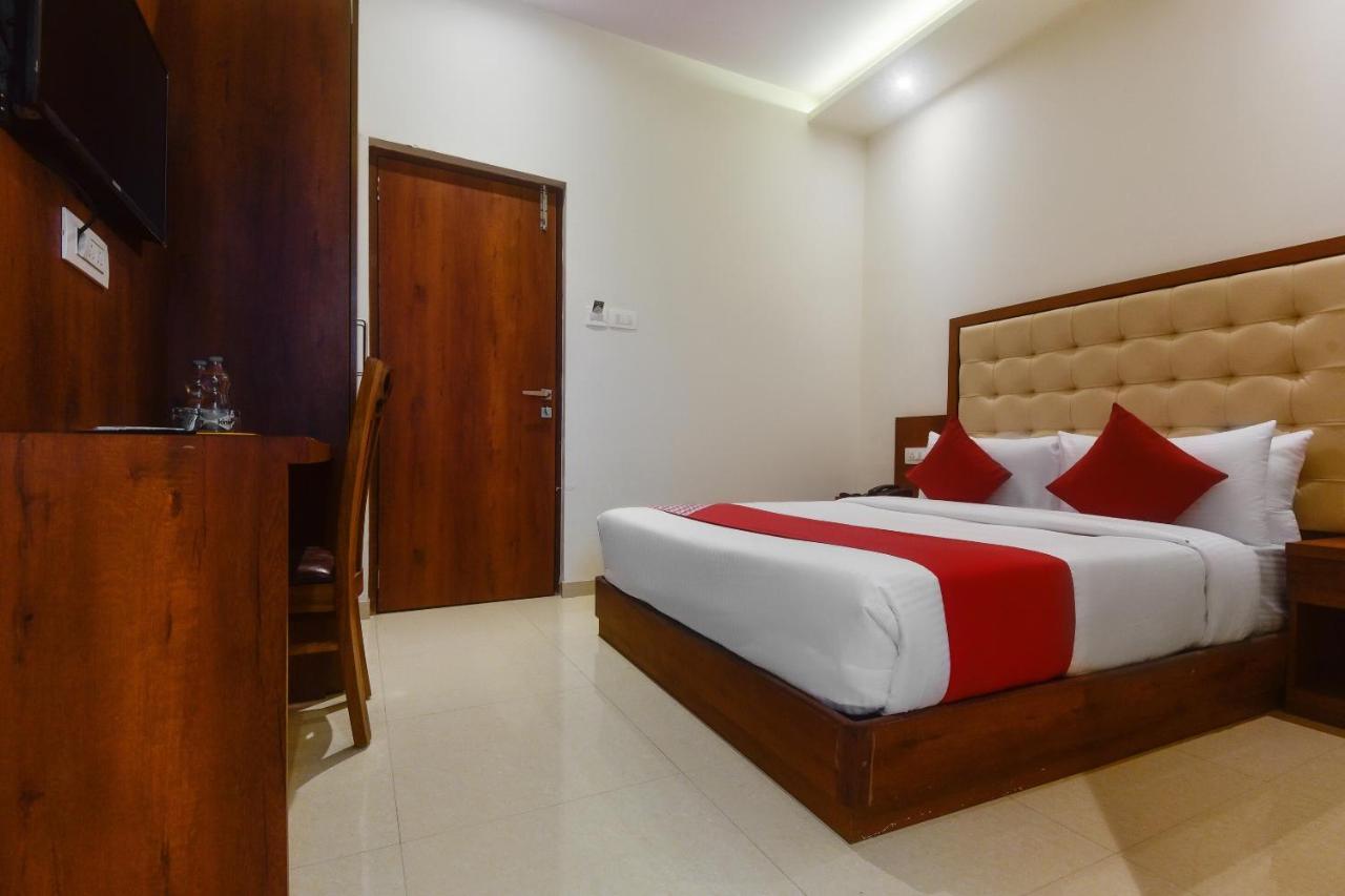 Oyo Shubham Residency Hotel Bhiwandi Luaran gambar